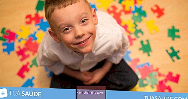 Autisme ringan: tanda dan gejala pertama