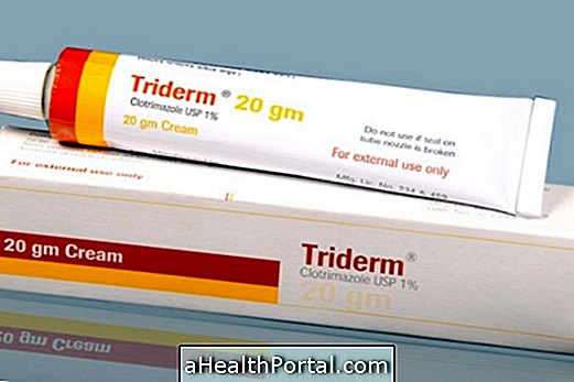 כיצד להשתמש Triderm משחה כדי להקל על העור