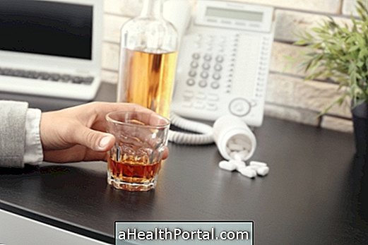 Nebezpečný vzťah medzi alkoholom a liekmi