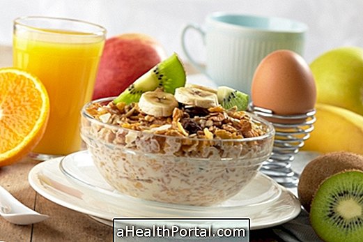 Kaj jesti za zajtrk, da izgubijo težo