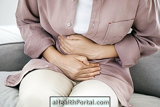 Saignement de l'estomac: principaux symptômes et causes