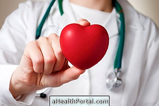 Alvorlig kardiopati: Hvad er det, store symptomer og hvordan behandlingen er færdig
