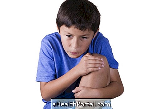 כאב בברך או בירך של הילד עשוי להצביע על סינוביטיס חולפת