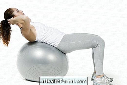 6 Pilates Ball øvelser at gøre hjemme
