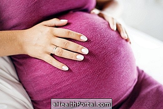 Raske kõhupuhitus raseduse ajal on kontraktsiooni märk