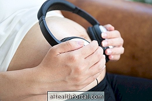 5 Möglichkeiten, das Baby noch im Bauch zu stimulieren