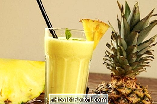 Ananasjuice for at reducere kvalme kvalme